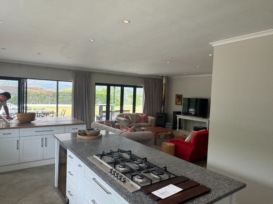 To Let 4 Bedroom Property for Rent in Upper Robberg Western Cape